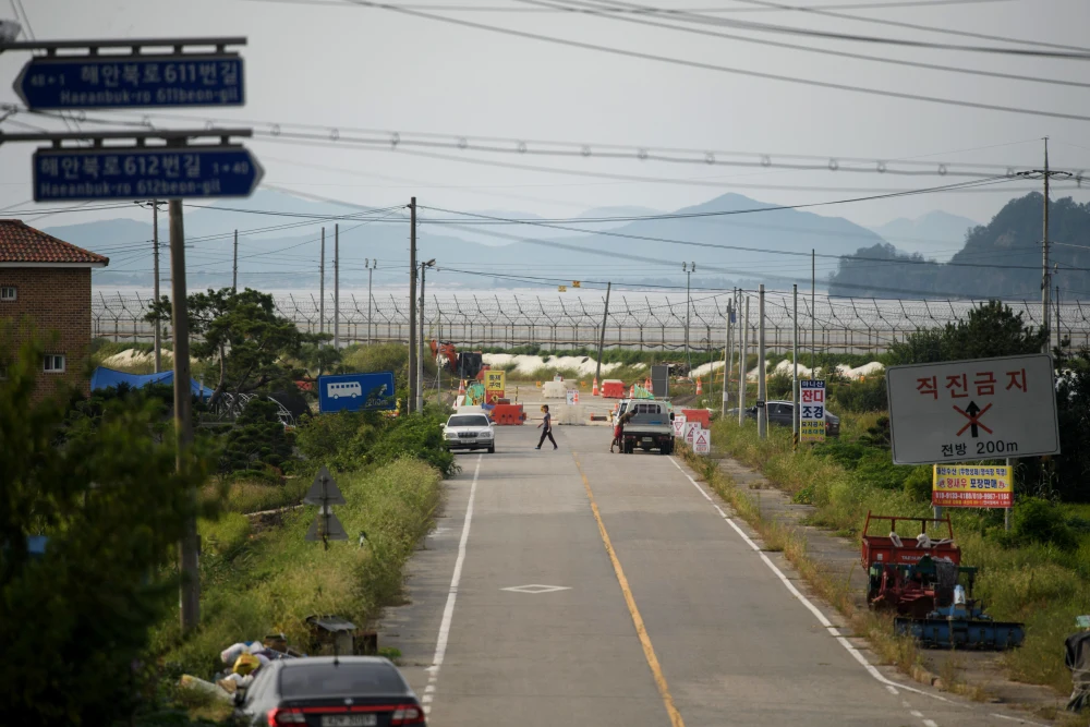 6 Americans detained for trying to send rice and Bibles to North Korea